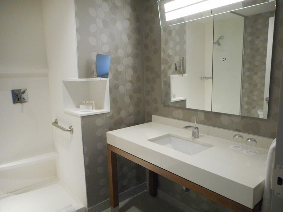 Courtyard By Marriott Quebec City Exterior photo